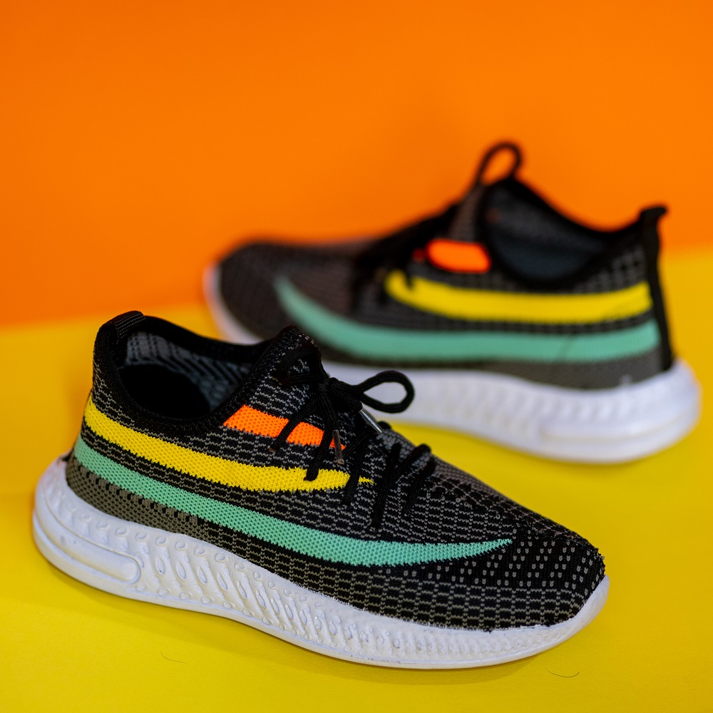 کفش زنانه yezi مشکی